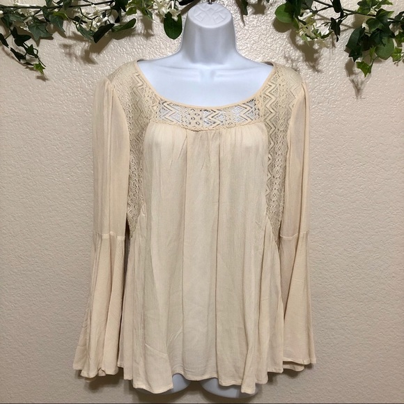 Chico's Tops - SALE✨lace  with bell sleeve top Size S